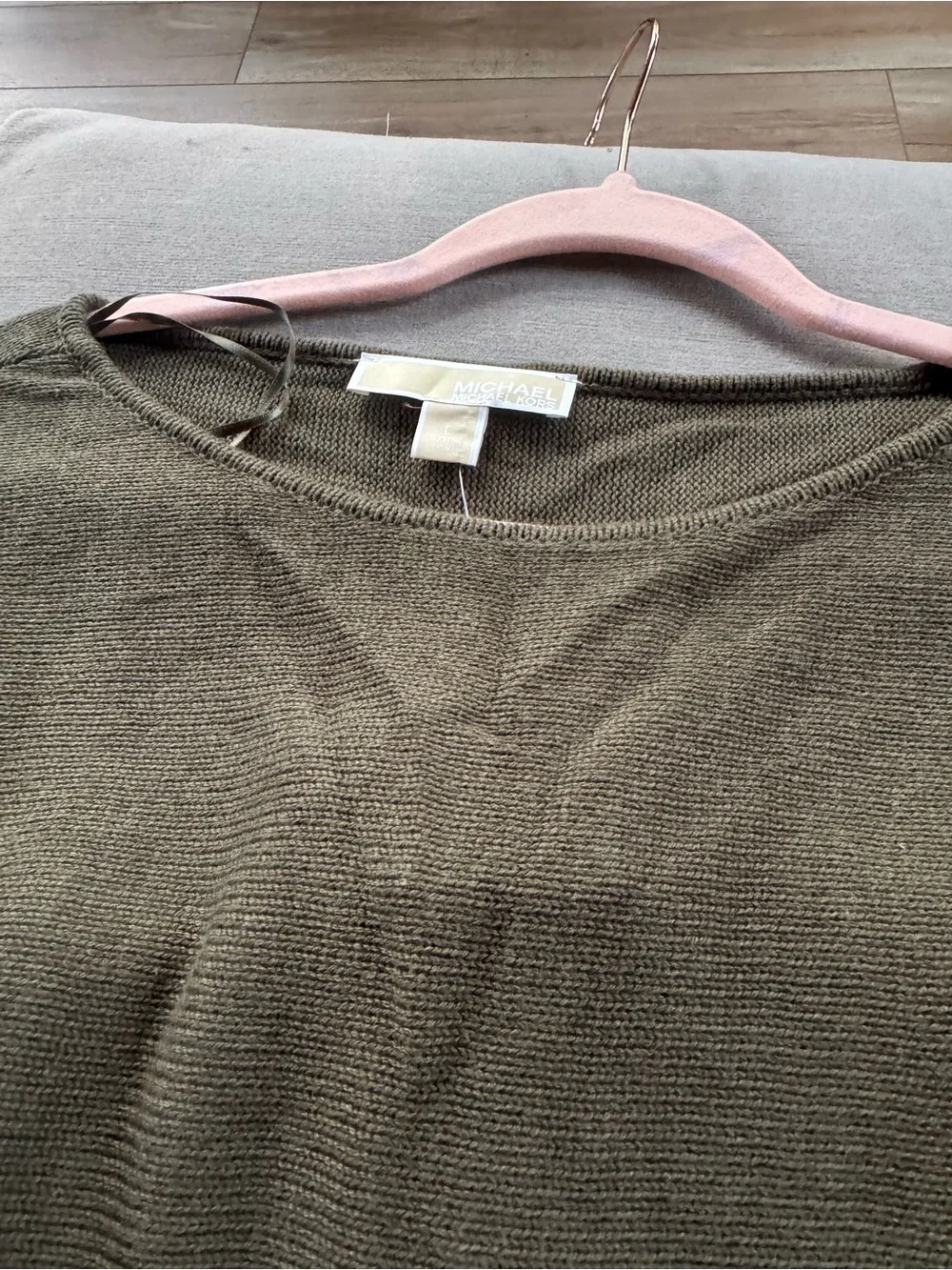 NWT Women’s Michael by Michael Kors dark green Crewneck Sweater